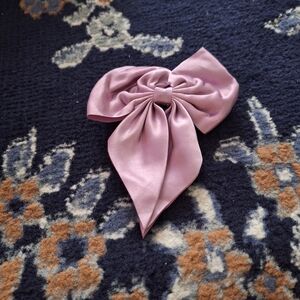 Elegant Pink Bow Hair Clip